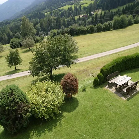 Cozy Apartment In Afritz Am See Near Gerlitzen Ski Area Exterior photo