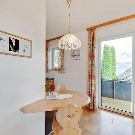 Cozy Apartment In Afritz Am See Near Gerlitzen Ski Area Exterior photo